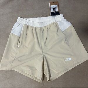 The North Face Women's Wander 2.0 Shorts